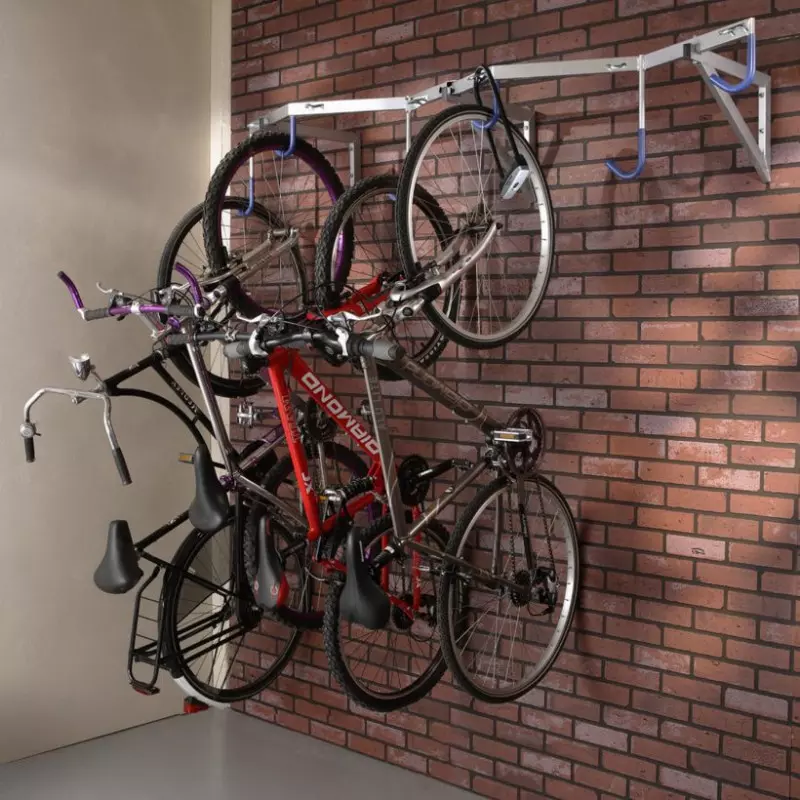 Support à vélo pour rangement de vélo à la verticale. range-vélo en acier  avec protection.